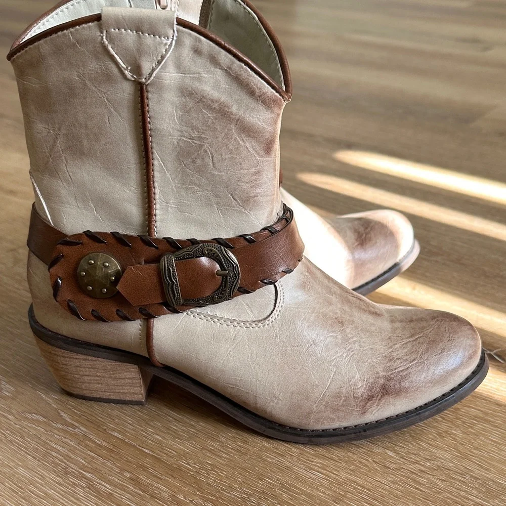 Roper Mae Buckle Women's Ankle Boots - Cream and Brown - Picture 1 of 2